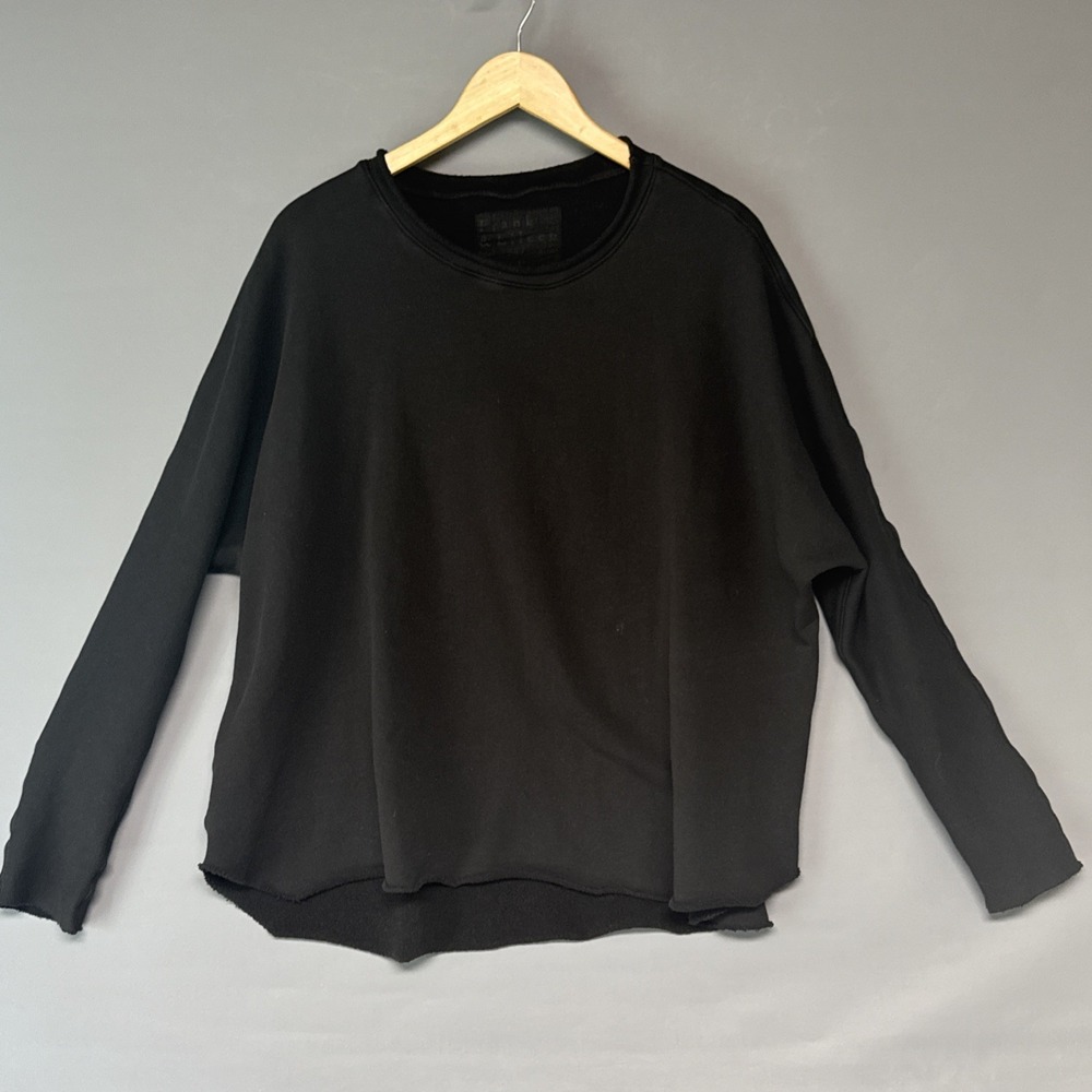 Frank & Eileen Women's Large Capelet Crewneck Black Pullover Raw Cut Sweatshirt